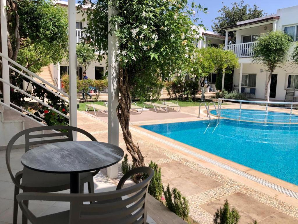 Hotel גומושלוק מראה חיצוני תמונה