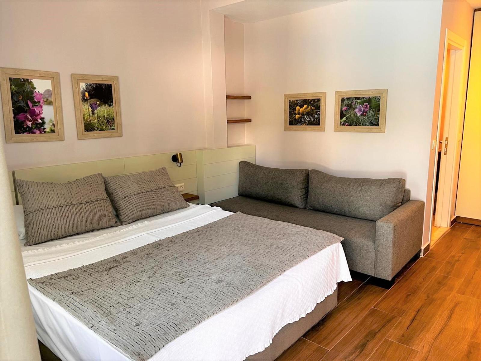 Hotel גומושלוק חדר תמונה