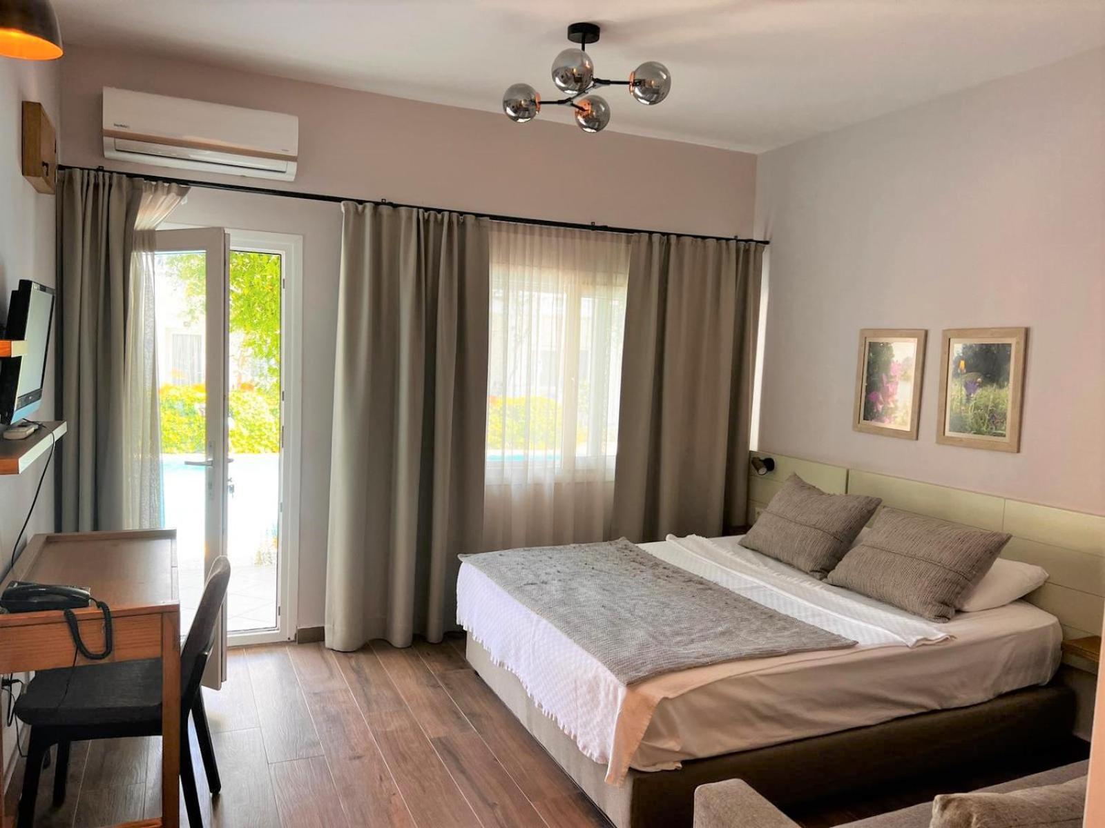 Hotel גומושלוק חדר תמונה